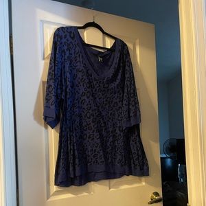 Torrid size 5 leopard print blue top